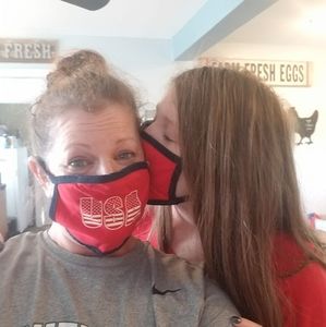 Meet your Posher, Malynda